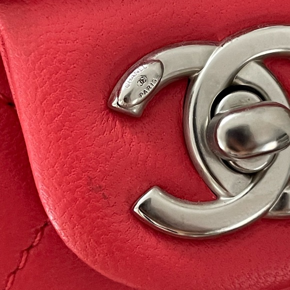 Chanel Crochet Shopping Tote with Mini Flap - Picture 3 of 16